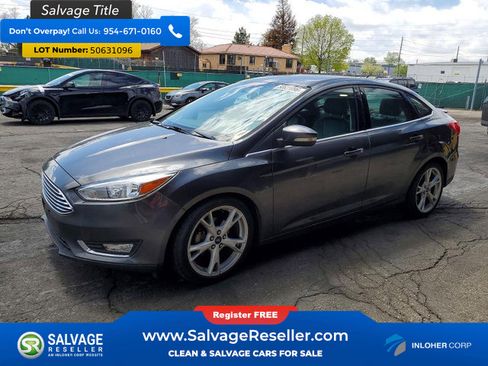Used 2015 Ford Focus Titanium FWD image 1