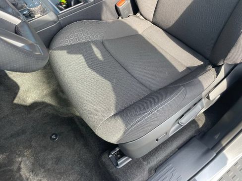 Used 2025 Toyota 4Runner SR5 AWD/4WD image 22