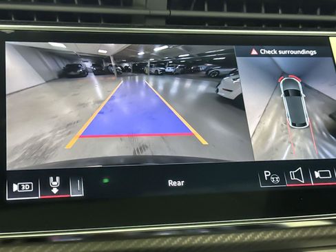 New 2025 Audi RS Q8 performance image 19