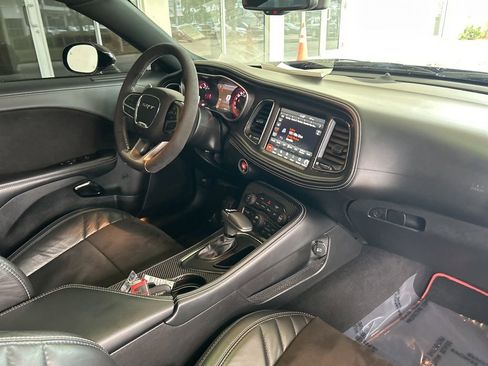 Used 2023 Dodge Challenger SRT Hellcat image 29