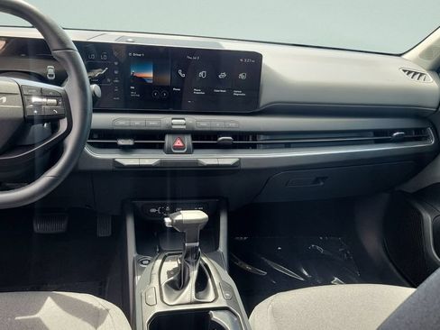 Used 2025 Kia K4 EX FWD image 17