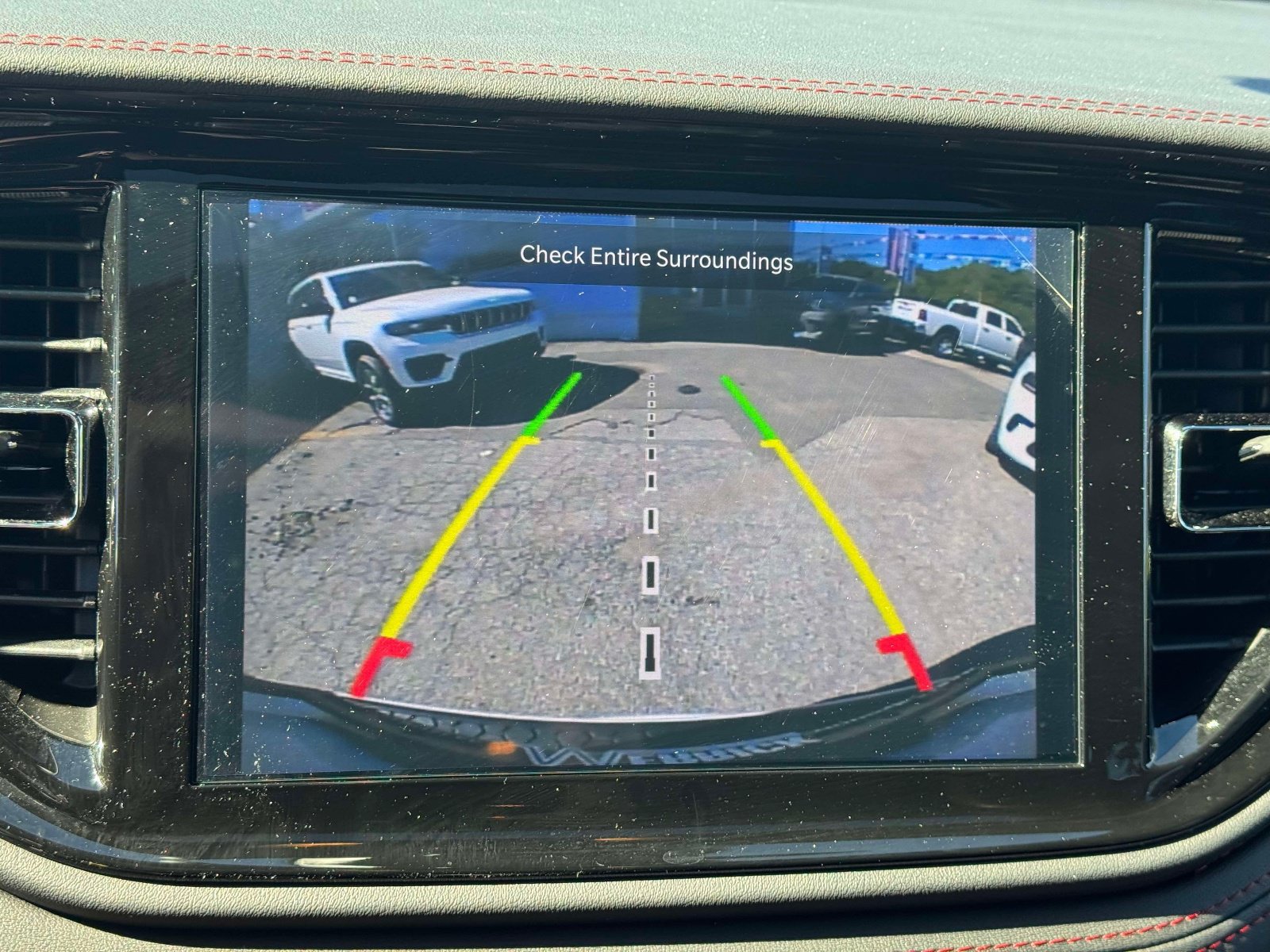 Used 2025 Dodge Durango GT AWD/4WD image 25