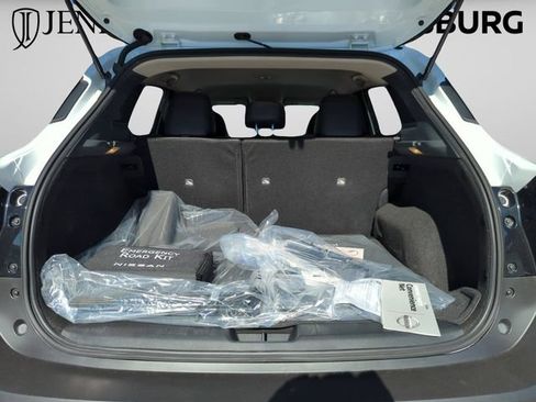New 2026 Nissan Kicks SR FWD image 13