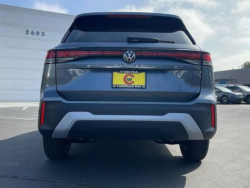Certified 2025 Volkswagen Tiguan S FWD image 10