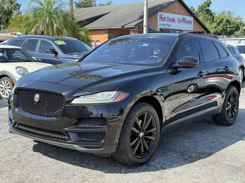 Used 2017 Jaguar F-PACE Prestige AWD/4WD image 2