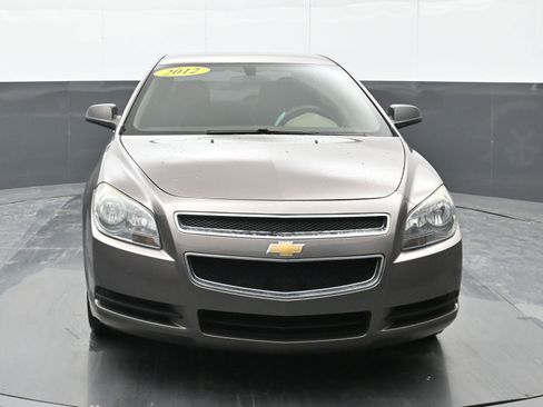 Used 2012 Chevrolet Malibu LS image 2