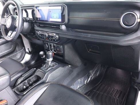 Used 2024 Jeep Wrangler Unlimited Sahara w/ Safety Group AWD/4WD image 44