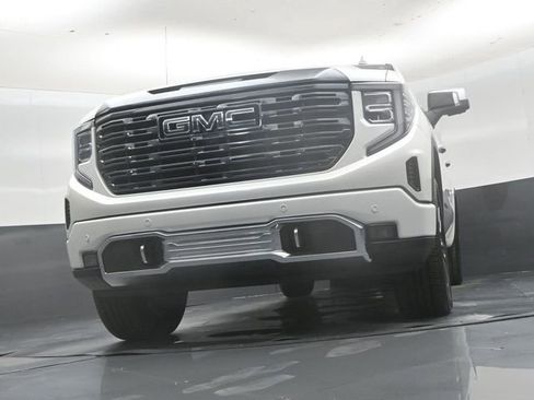 Used 2023 GMC Sierra 1500 Denali Ultimate AWD/4WD image 44