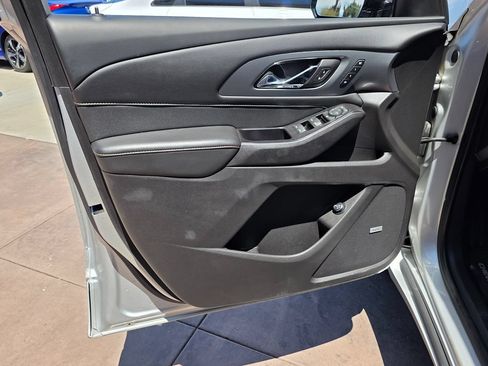 Used 2018 Chevrolet Traverse Premier AWD/4WD image 29