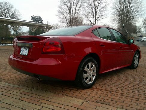 Used 2007 Pontiac Grand Prix Base w/ Preferred Package image 5