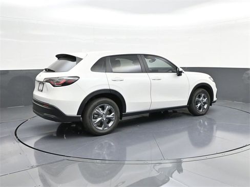 New 2026 Honda HR-V LX image 12