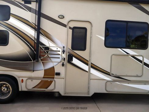 Used 2017 Ford E-450 and Econoline 450 Super Duty w/ Motorhome Prep Package RWD image 66