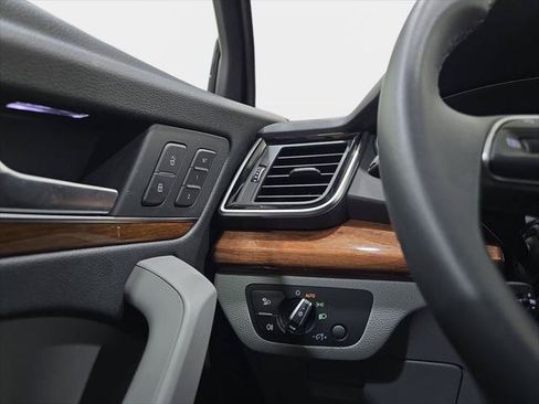 Certified 2023 Audi Q5 2.0T Premium AWD/4WD image 26