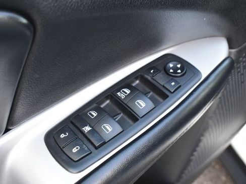 Used 2016 Dodge Journey SXT w/ Comfort/Convenience Group image 18