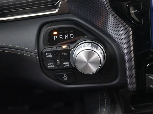 Used 2021 RAM 1500 Limited w/ Body Color Bumper Group AWD/4WD image 40