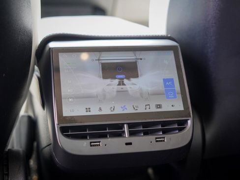 Used 2021 Tesla Model 3 Standard Range Plus RWD image 18