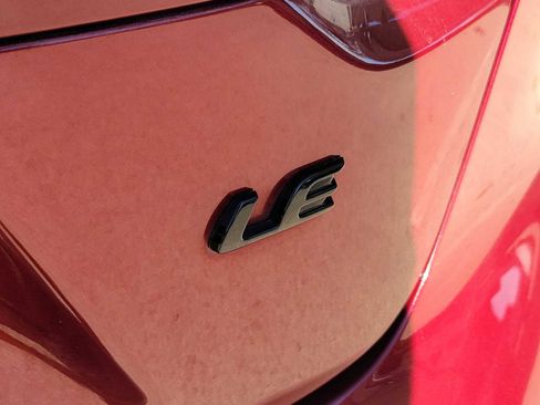 Used 2024 Toyota Corolla LE w/ LE Convenience Package image 7