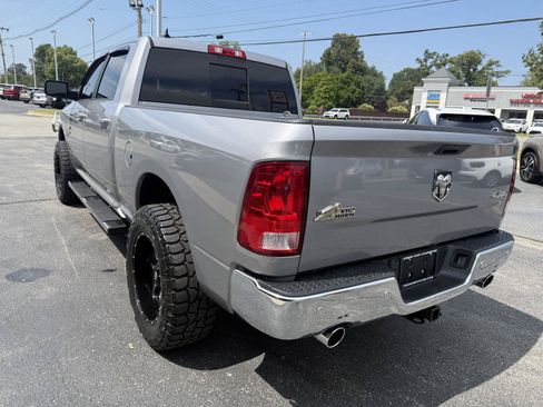 Used 2019 RAM 1500 Big Horn AWD/4WD image 43