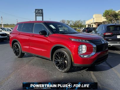 Used 2023 Mitsubishi Outlander SE Black Edition