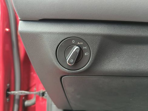 New 2026 Volkswagen Jetta SE FWD image 39