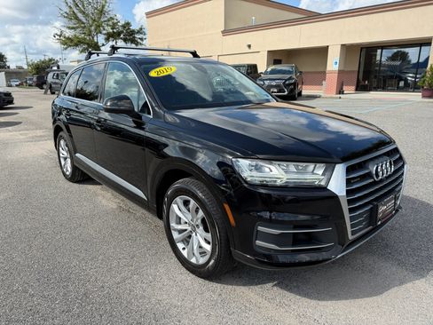 Used 2019 Audi Q7 3.0T Premium Plus w/ Premium Plus Package AWD/4WD image 6