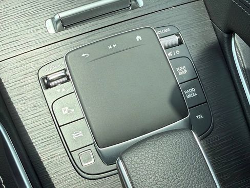 Used 2026 Mercedes-Benz GLS 450 4MATIC image 40