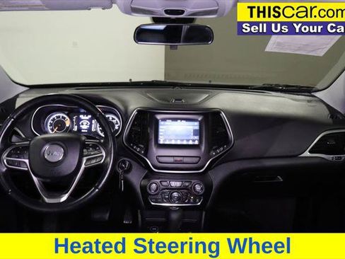 Used 2019 Jeep Cherokee Latitude w/ Cold Weather Group AWD/4WD image 16