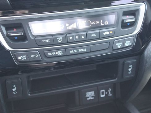 Used 2019 Honda Ridgeline RTL-E image 18