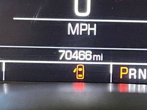 Used 2017 Chevrolet Colorado Z71 w/ Z71 Midnight Edition AWD/4WD image 22