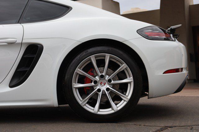Used 2018 Porsche 718 Cayman RWD image 51