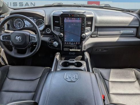 Used 2025 RAM 1500 Laramie AWD/4WD image 26