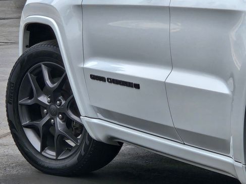 Used 2021 Jeep Grand Cherokee Limited w/ Quick Order Package 28K 80th AWD/4WD image 17