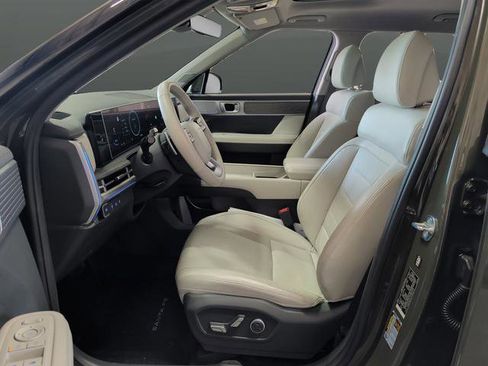 Used 2024 Hyundai Santa Fe Limited AWD/4WD image 9
