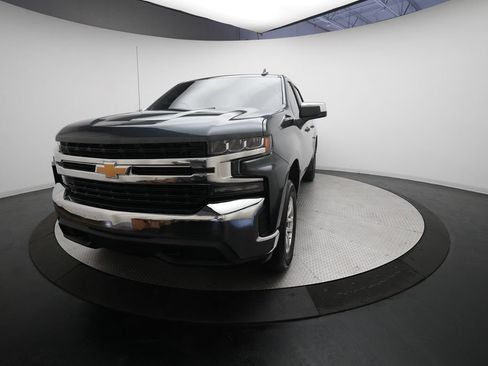 Used 2022 Chevrolet Silverado 1500 LT AWD/4WD image 12