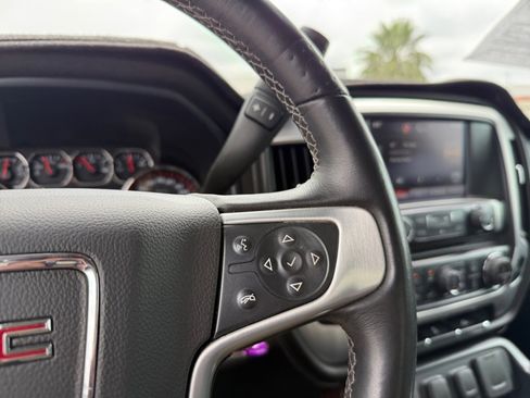 Used 2015 GMC Sierra 1500 SLT w/ SLT Crew Cab Value Package RWD image 16