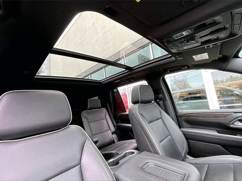 Used 2024 Chevrolet Tahoe Premier image 16