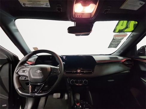 Used 2024 Chevrolet TrailBlazer RS w/ Convenience Package image 10