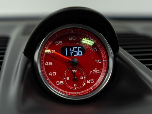 Used 2016 Porsche 911 Turbo image 21