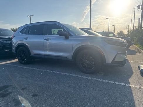 Used 2023 Honda CR-V Sport image 10