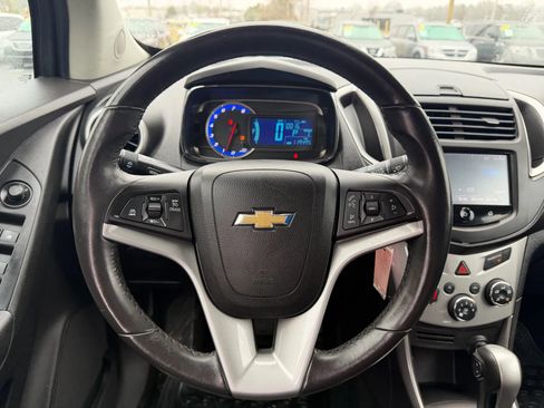 Used 2016 Chevrolet Trax LT w/ LT Convenience Package image 15