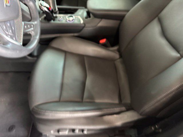 Used 2025 Cadillac XT5 Sportv w/ Technology Package AWD/4WD image 5