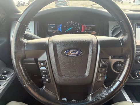Used 2016 Ford Expedition EL XLT w/ Equipment Group 202A AWD/4WD image 9