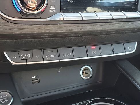 Used 2022 Audi A4 2.0T Premium Plus image 31