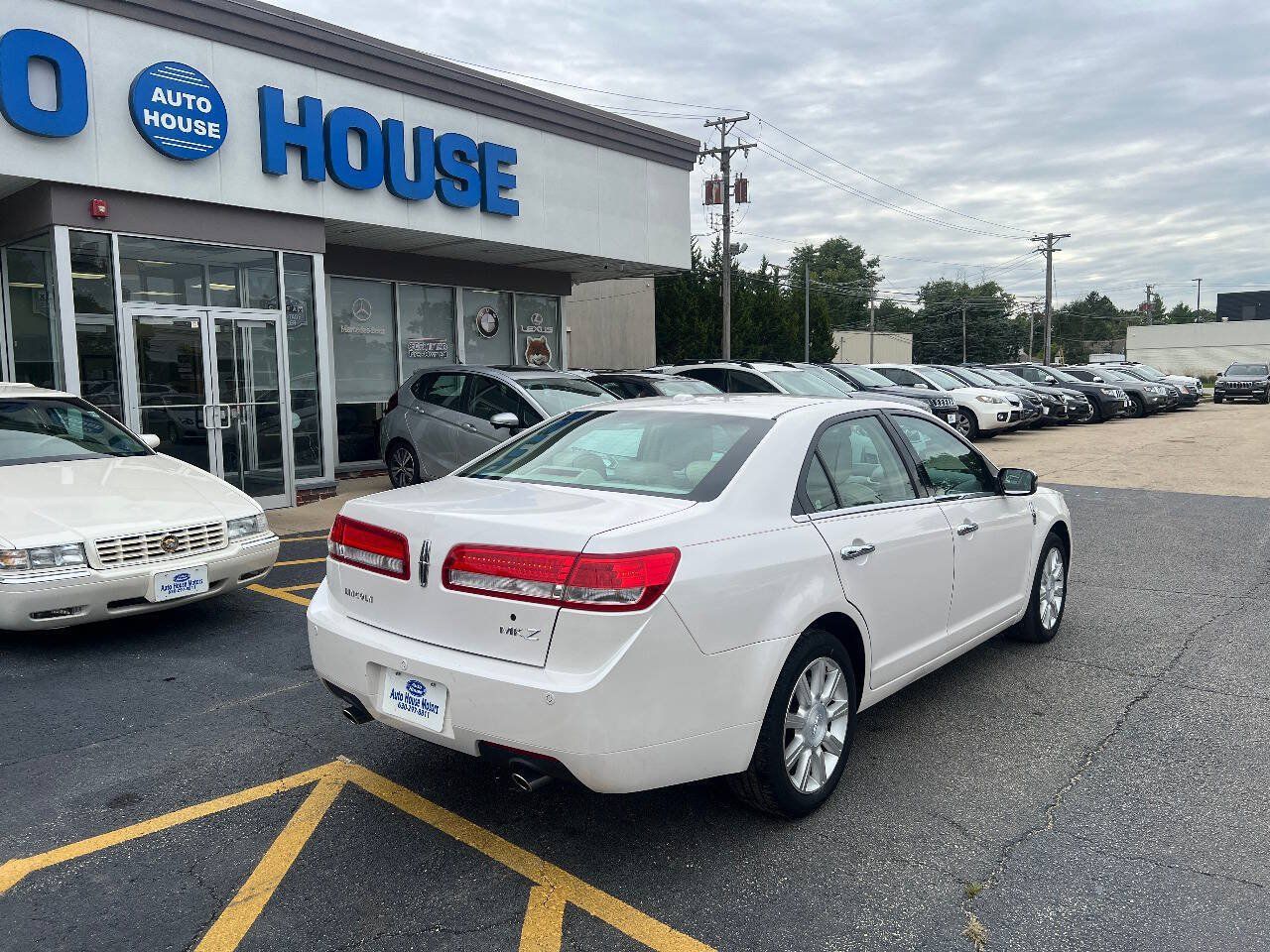 Used 2010 Lincoln MKZ FWD image 10