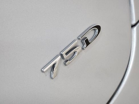 Used 2018 Tesla Model X 75D image 26