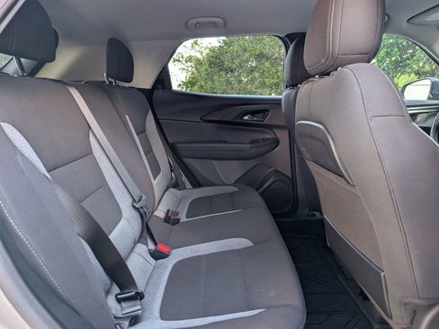 Used 2024 Chevrolet TrailBlazer LS w/ LS Convenience Package FWD image 19