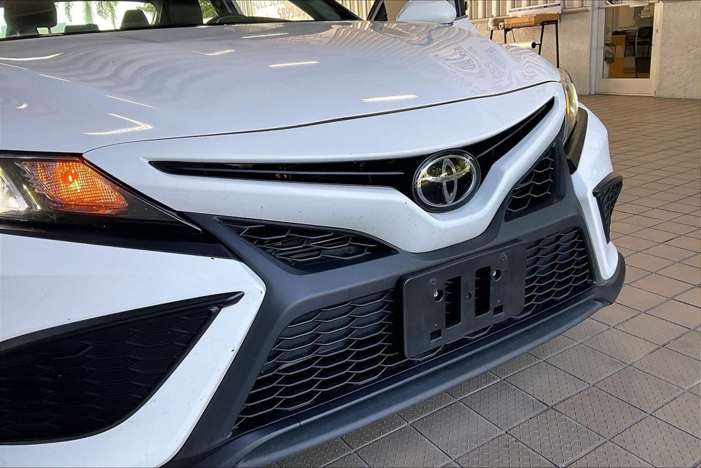 Used 2024 Toyota Camry SE FWD image 26