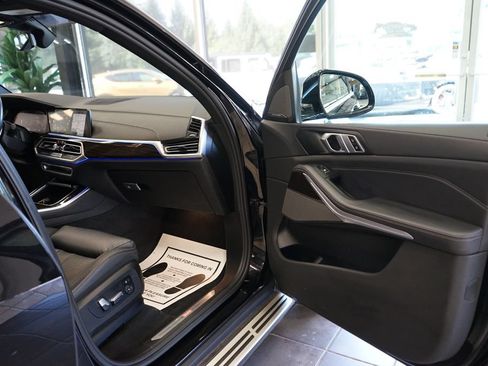 Used 2021 BMW X5 xDrive40i w/ Executive Package AWD/4WD image 48