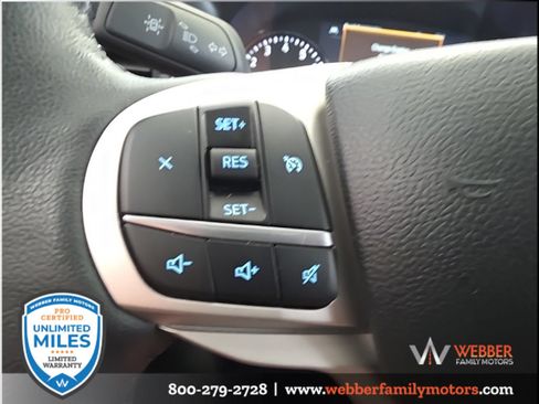 Used 2023 Ford Explorer XLT w/ Equipment Group 202A AWD/4WD image 23