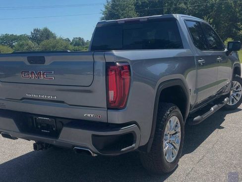 Used 2019 GMC Sierra 1500 AT4 w/ AT4 Preferred Package AWD/4WD image 6